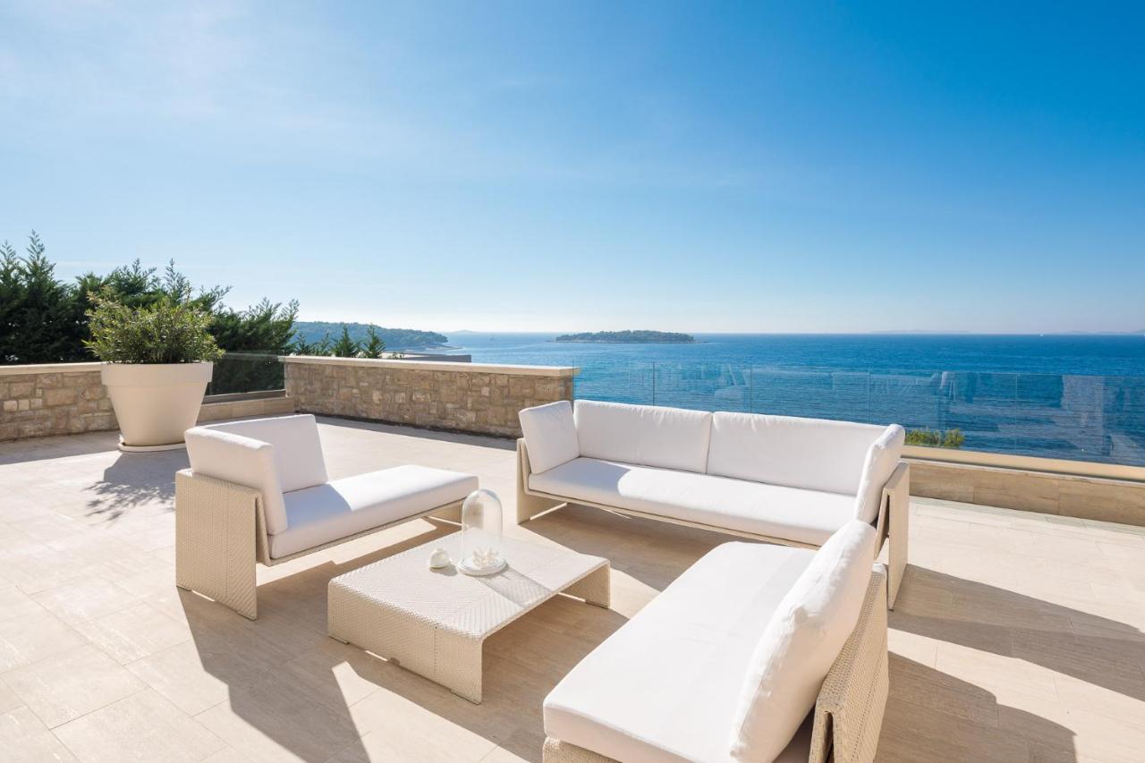 Luxury Seafront Villa Primosten Glamour With Private Pool, Sauna And Gym At The Beach In פרימוסטן מראה חיצוני תמונה