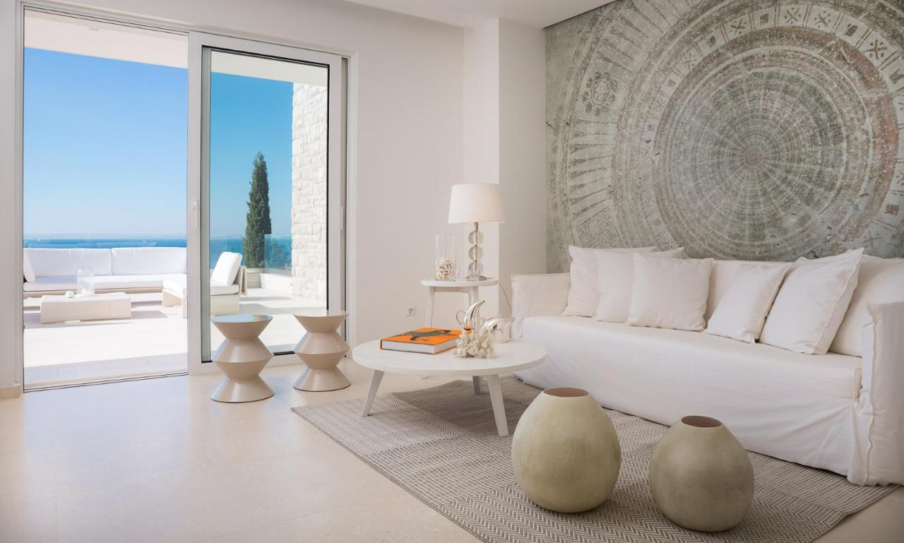 Luxury Seafront Villa Primosten Glamour With Private Pool, Sauna And Gym At The Beach In פרימוסטן מראה חיצוני תמונה